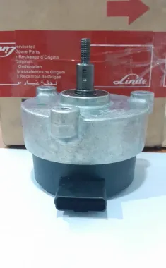 BÔT LÁI HÀNG LINDE