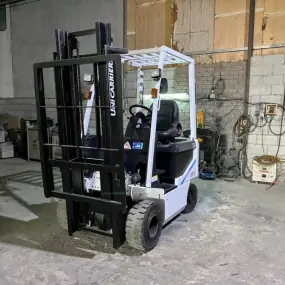 XE NÂNG ĐIỆN NGỒI LÁI TCM FB15-7